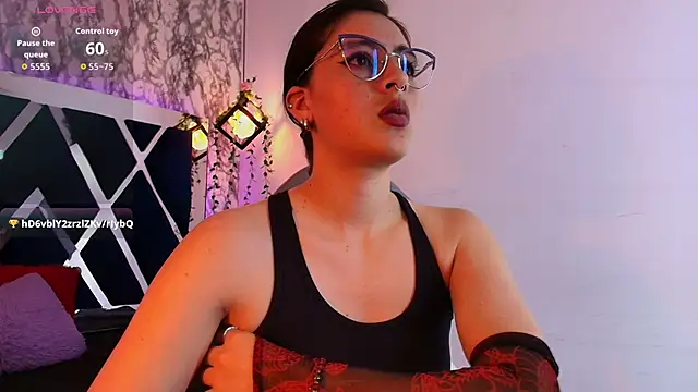 moon winy online show from 11, 5, 2026