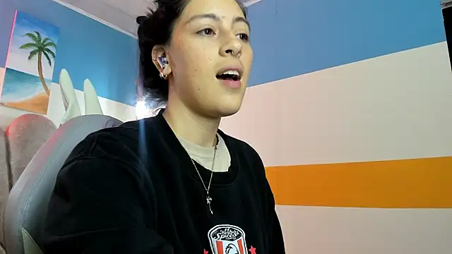 moon winy online show from 2, 11, 2025