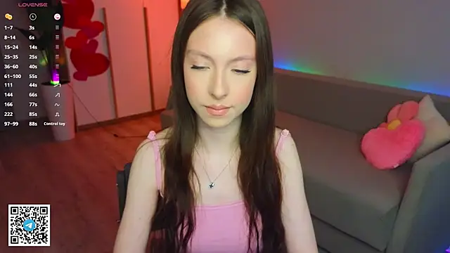 Yasmin Kass online show from 17, 2, 2026