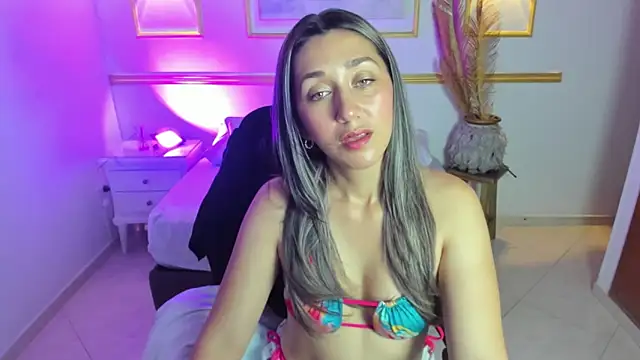 karlyy  online show from 4, 2, 2026