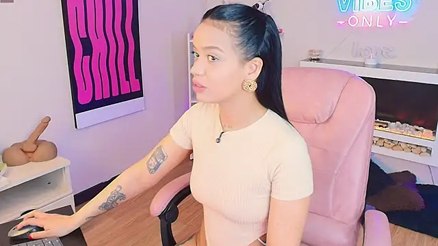Snapshot of Miss_koko_ chatting on 27, 4, 2026 Miss koko online show from 27, 4, 2026