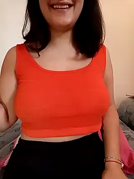 Snapshot of miamia21 chatting on 18, 10, 2025 miamia21 online show from 18, 10, 2025