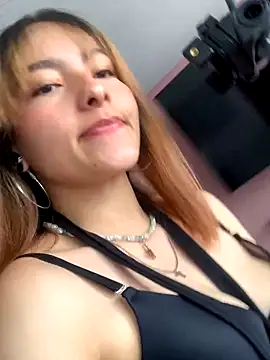 Snapshot of Catia_Pink chatting on 20, 10, 2025 Catia Pink online show from 20, 10, 2025