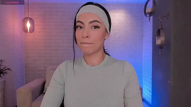 ChristineFord  online show from 12, 3, 2026