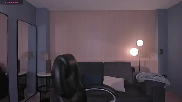 Snapshot of CelesteMoonX chatting on 19, 5, 2026 CelesteMoonX online show from 19, 5, 2026