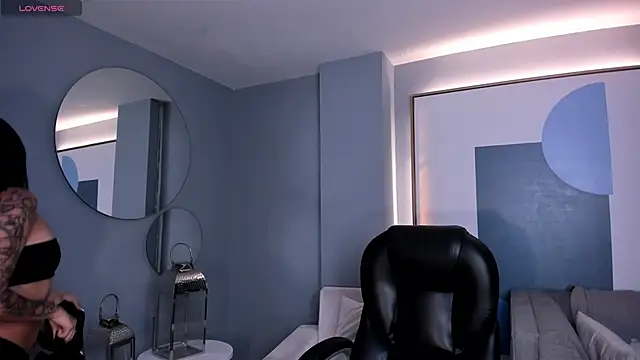 Snapshot of CelesteMoonX chatting on 6, 5, 2026 CelesteMoonX online show from 6, 5, 2026