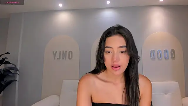 ScarlettBlaze  online show from 31, 3, 2026