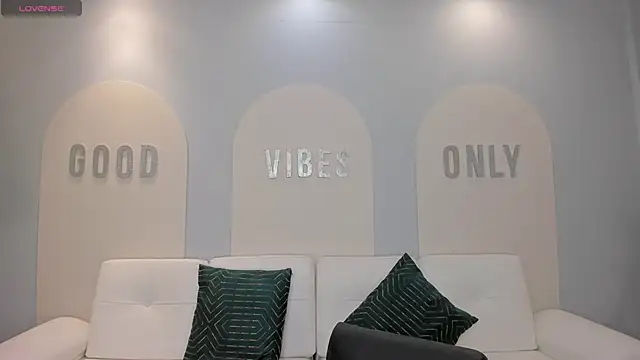 ScarlettBlaze  online show from 28, 3, 2026