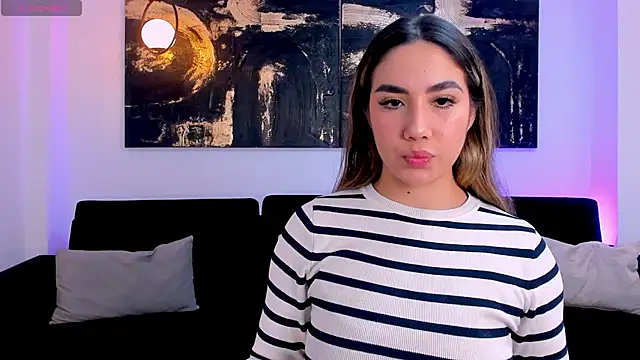 AnnieMonroe1 online show from 19, 12, 2025