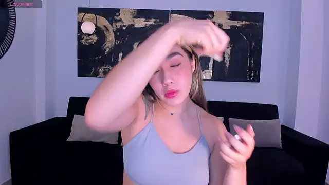 AnnieMonroe1 online show from 11, 11, 2025