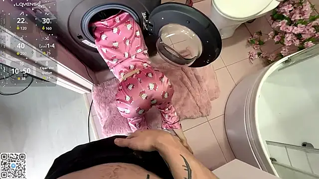 catchthiscouplle online show from 1, 11, 2025