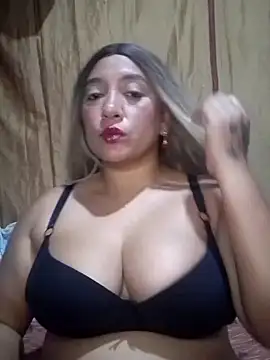 Snapshot of FAT_DIRTY_EXTREMELY chatting on 17, 10, 2025 FAT DIRTY EXTREMELY online show from 17, 10, 2025