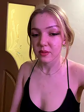 Snapshot of AlexandraXKitty chatting on 17, 11, 2025 AlexandraXKitty online show from 17, 11, 2025