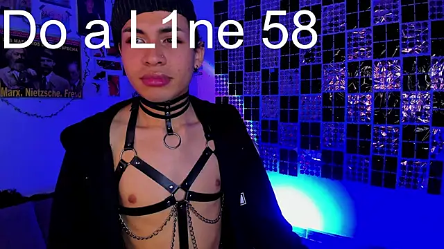 Snapshot of Deviil_Angell chatting on 16, 10, 2025 Deviil Angell online show from 16, 10, 2025