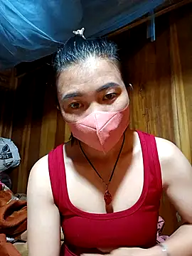 Snapshot of omai-ngot chatting on 16, 10, 2025 omai-ngot online show from 16, 10, 2025