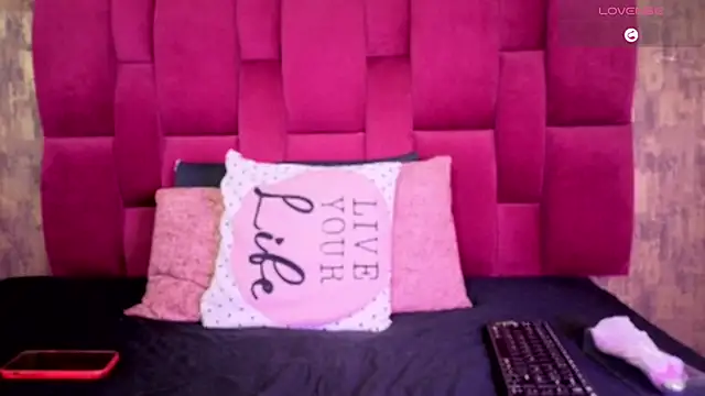 camila  bouzas online show from 20, 2, 2026