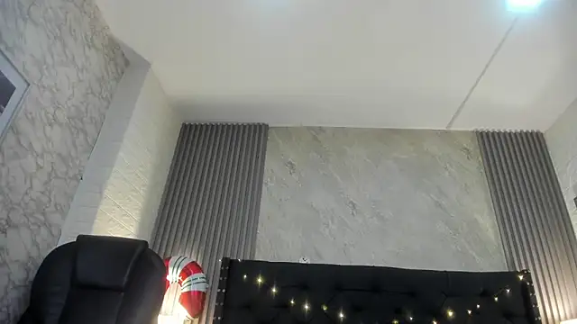 camila  bouzas online show from 16, 12, 2025