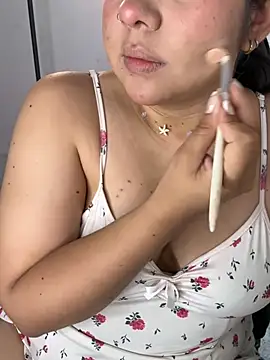 Snapshot of _Bella_7 chatting on 17, 7, 2026 Bella 7 online show from 17, 7, 2026