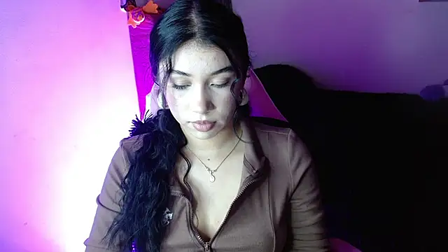 Snapshot of kathy_de chatting on 30, 6, 2026 kathy de online show from 30, 6, 2026