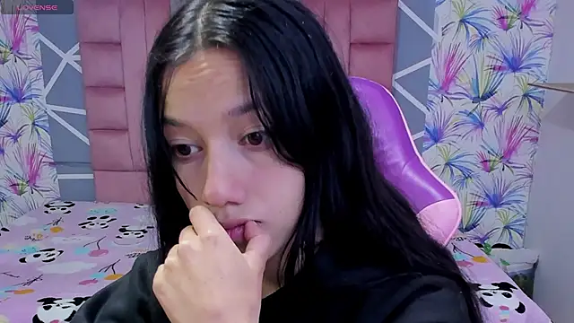 AdelaidaManson18 online show from 14, 12, 2025