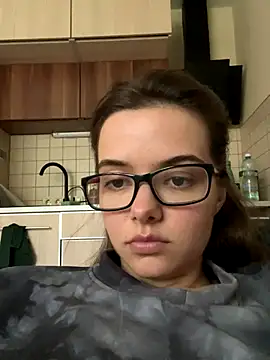 Snapshot of AForgottenElf chatting on 17, 10, 2025 AForgottenElf online show from 17, 10, 2025