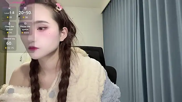 Momo-999 online show from 1, 12, 2025