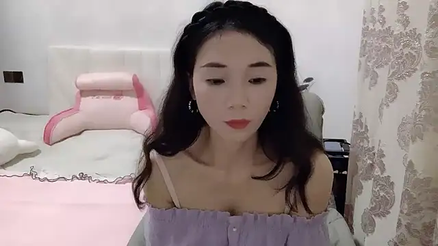 Keke-Baby170 online show from 16, 12, 2025