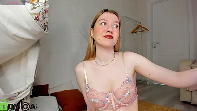 LinaRayy online show from 7, 2, 2026