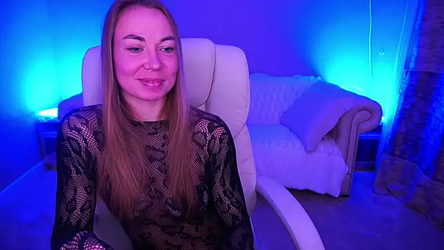 Snapshot of VixenMuse chatting on 28, 11, 2025 VixenMuse online show from 28, 11, 2025