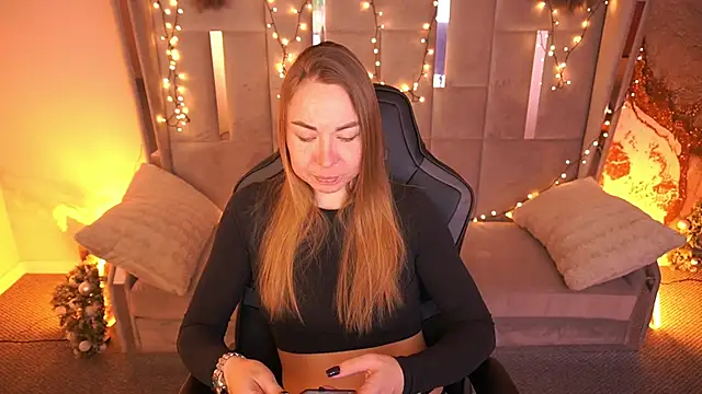 Snapshot of VixenMuse chatting on 23, 2, 2026 VixenMuse online show from 23, 2, 2026