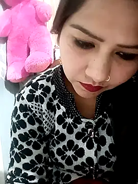 Snapshot of Vanshika1432 chatting on 11, 1, 2026 Vanshika1432 online show from 11, 1, 2026