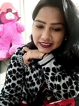 Snapshot of Vanshika1432 chatting on 23, 12, 2025 Vanshika1432 online show from 23, 12, 2025
