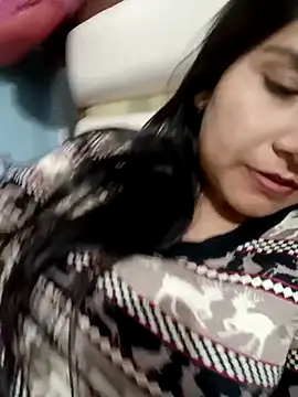 Snapshot of Vanshika1432 chatting on 12, 11, 2025 Vanshika1432 online show from 12, 11, 2025