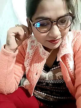 Snapshot of Vanshika1432 chatting on 18, 12, 2025 Vanshika1432 online show from 18, 12, 2025