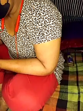 Priyanka-Khan online show from 12, 6, 2026