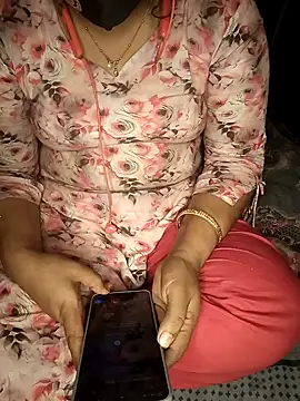 Priyanka-Khan online show from 14, 5, 2026