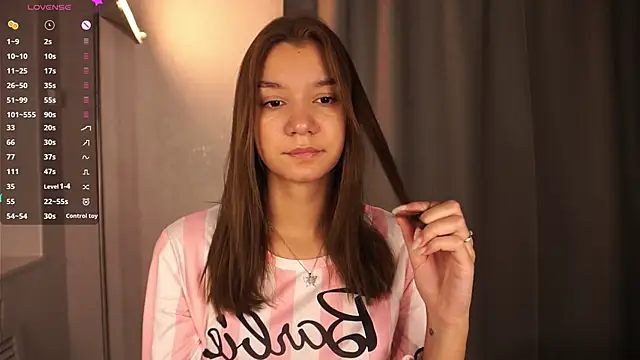 BrynnHolverson online show from 27, 10, 2025