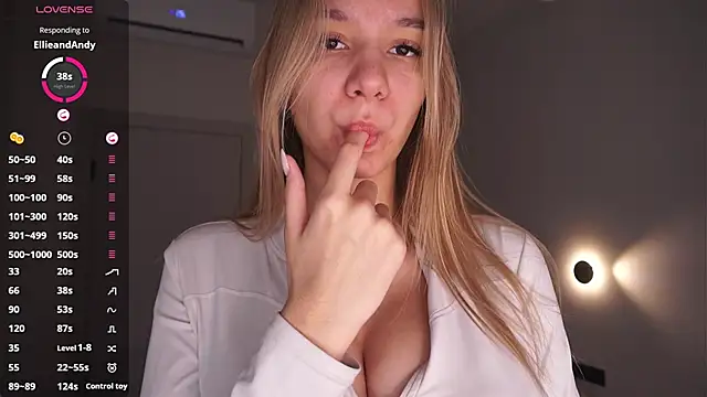 BrynnHolverson online show from 12, 3, 2026