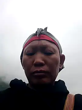 Snapshot of nui-show chatting on 24, 10, 2025 nui-show online show from 24, 10, 2025