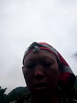 Snapshot of nui-show chatting on 29, 10, 2025 nui-show online show from 29, 10, 2025