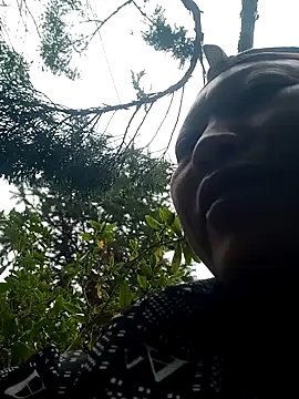 Snapshot of nui-show chatting on 14, 11, 2025 nui-show online show from 14, 11, 2025