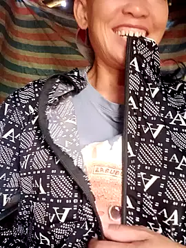 Snapshot of nui-show chatting on 19, 10, 2025 nui-show online show from 19, 10, 2025