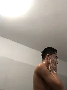 liamhn2k4 online show from 16, 10, 2025