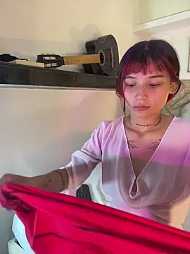 Emma duff online show from 5, 4, 2026