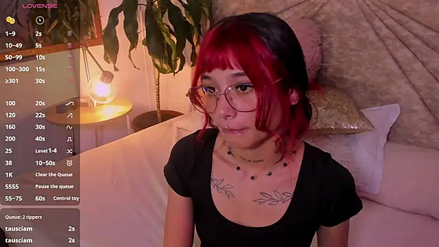 Snapshot of Emma_duff chatting on 23, 5, 2026 Emma duff online show from 23, 5, 2026