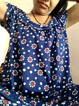 Snapshot of Beauty_maya chatting on 23, 2, 2026 Beauty maya online show from 23, 2, 2026