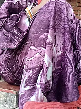 Snapshot of Beauty_maya chatting on 28, 3, 2026 Beauty maya online show from 28, 3, 2026