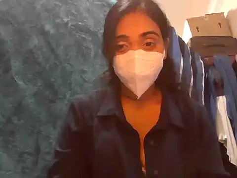 Snapshot of shainiasha1 chatting on 28, 5, 2026 shainiasha1 online show from 28, 5, 2026