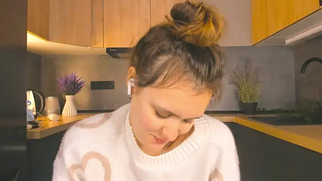 FoxFever online show from 3, 12, 2025