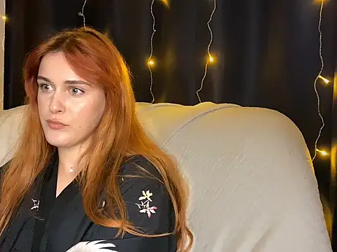 Snapshot of Veksal1a chatting on 8, 11, 2025 Veksal1a online show from 8, 11, 2025